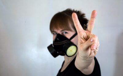 Czym różnią się symbole PM2.5 i PM10 w pomiarach jakości powietrza?