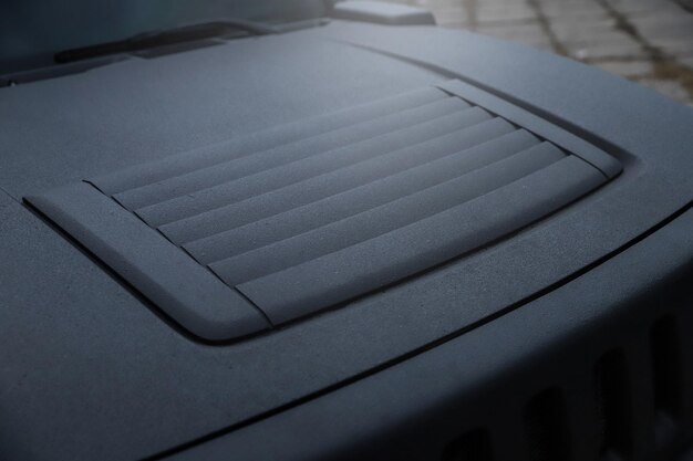 Jak wybrać matę wygłuszającą do auta dla lepszego komfortu jazdy?